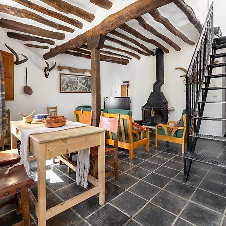 Casa Rural El Fuerte De Atabuey Тревелес Экстерьер фото