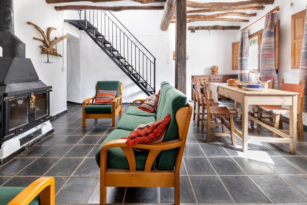 Casa Rural El Fuerte De Atabuey Тревелес Экстерьер фото