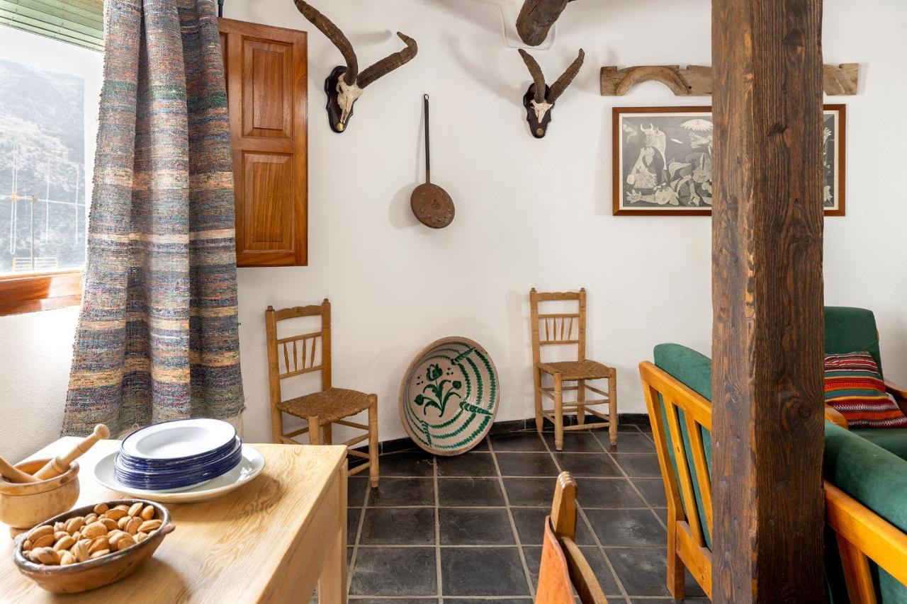 Casa Rural El Fuerte De Atabuey Тревелес Экстерьер фото