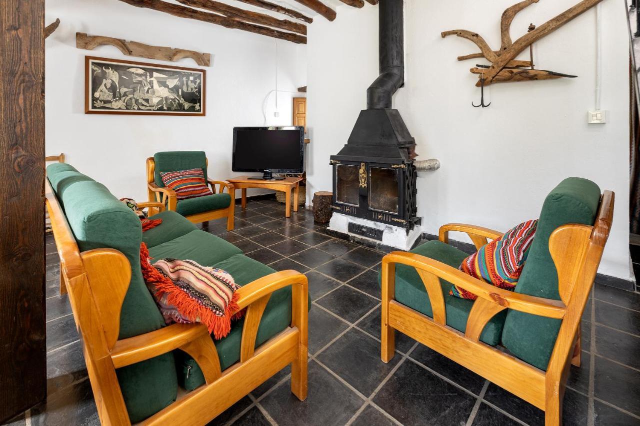 Casa Rural El Fuerte De Atabuey Тревелес Экстерьер фото