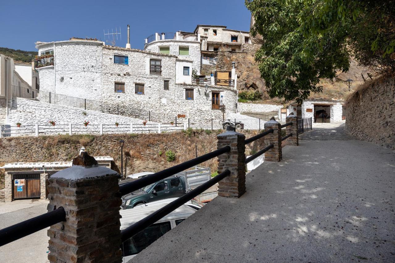 Casa Rural El Fuerte De Atabuey Тревелес Экстерьер фото