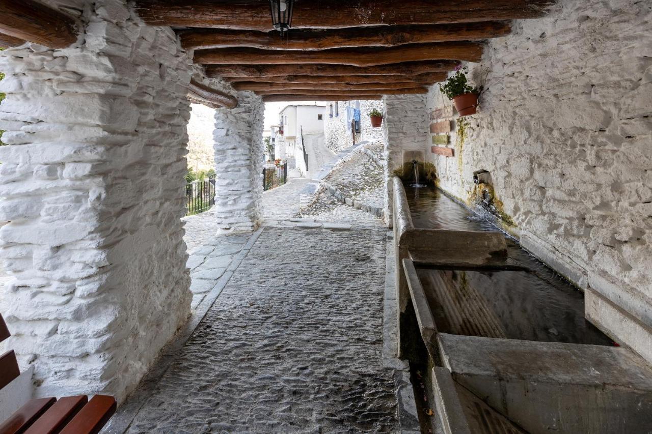 Casa Rural El Fuerte De Atabuey Тревелес Экстерьер фото